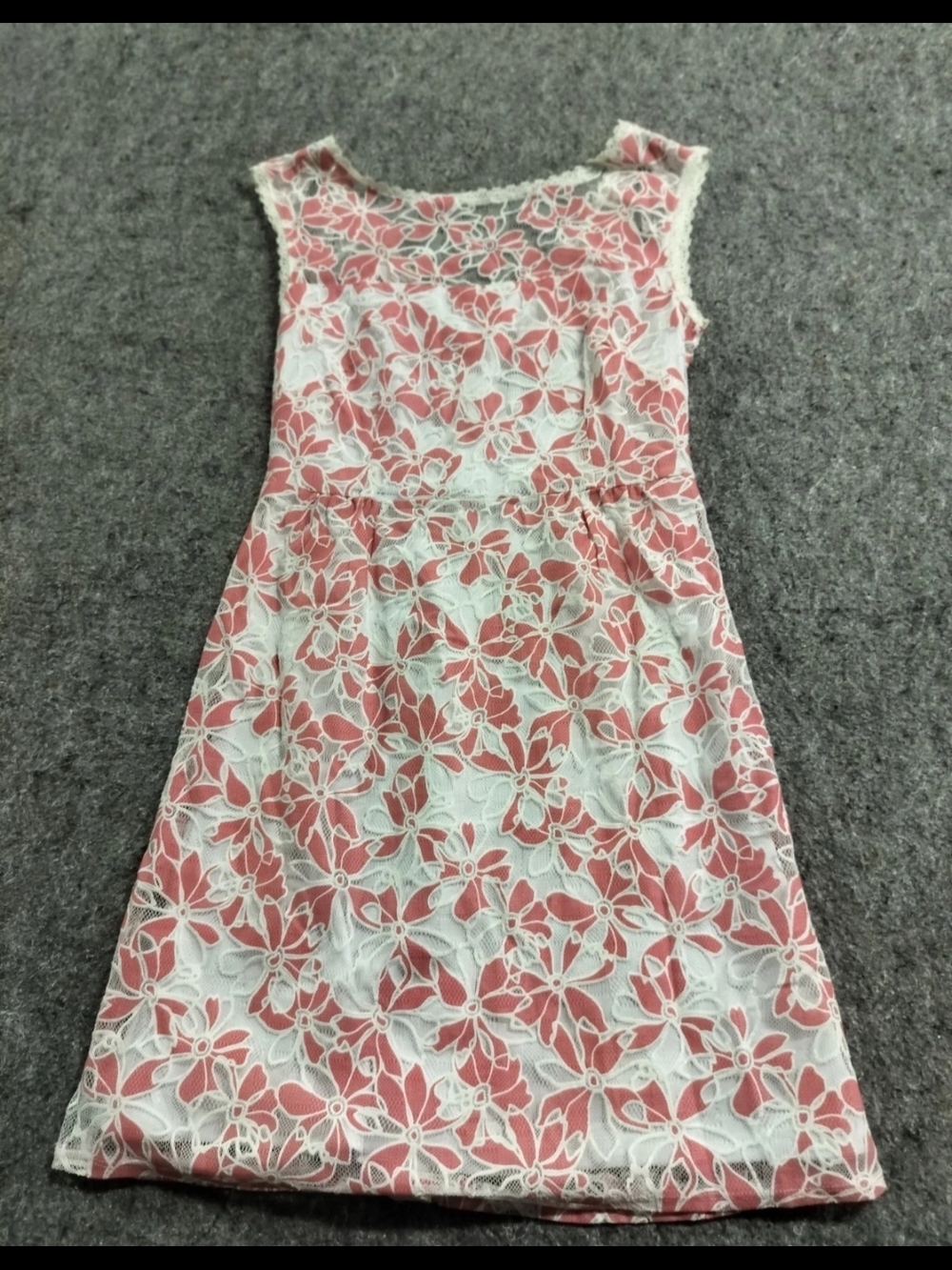 Laundry By Shelli Segal Coral and White Floral Lace Midi Dress